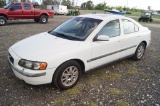 2004 Volvo S 60 4 Door Sedan