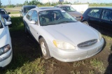 2003 Ford Taurus 4 Dr Sedan