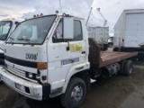 1992 Mitsubishi flatbed truck