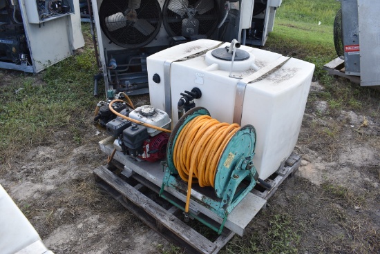 Compressor with Tank and Spray Hose