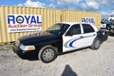 2006 Ford Crown Vic 4 Door Police Cruiser