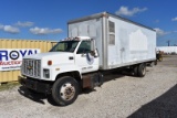 2002 Chevrolet C6500 26ft Box Truck