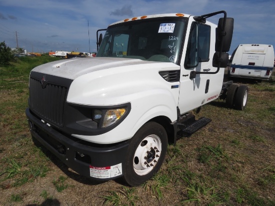 INternational Terrastar extended cab cab and chassis