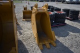 Hensley 24in Excavator Digging Bucket with Teeth