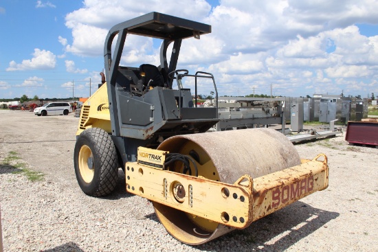 2006 Bomag BW177D-3 Vibratory Articulated Drum Roller
