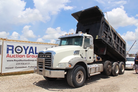 2015 Mack Granite GU813 Tri Axle Dump Truck