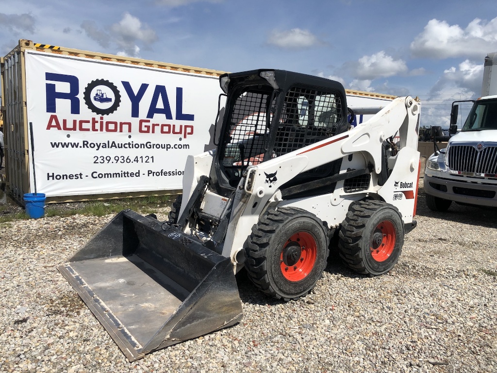 2017 Bobcat S740 Rubber Tired Skid Steer loader