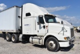 2005 International 9200i T/A Sleeper Truck