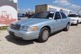 2005 Ford Crown Vic 4 Door Police Cruiser