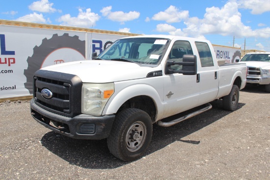 2012 Ford F-250 Super Duty 4x4 Crew Cab Pickup Truck