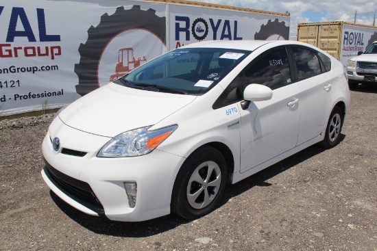 2015 Toyota Prius 4 Door Hatchback