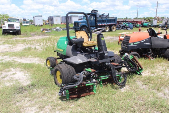 John Deere 3225C Hydraulic Gang Reel Mower