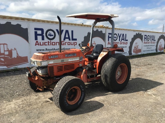 Kubota L4850 Tractor