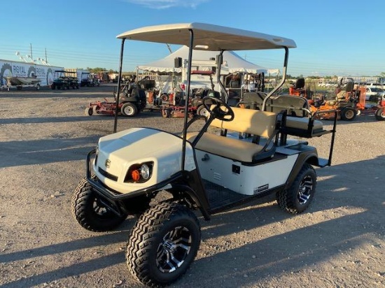 Cushman 4 Passenger Gas Golf Cart