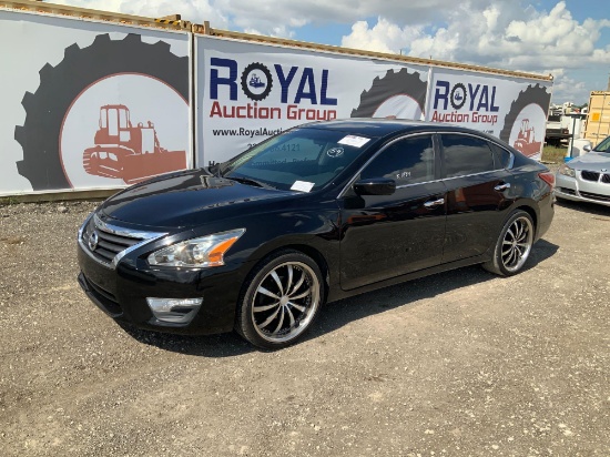 2013 Nissan Altima 4 Door Sedan