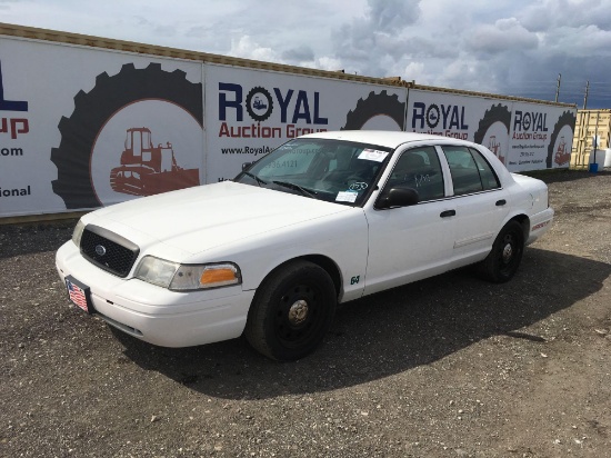 2010 Ford Crown Vic 4 Door Police Cruiser