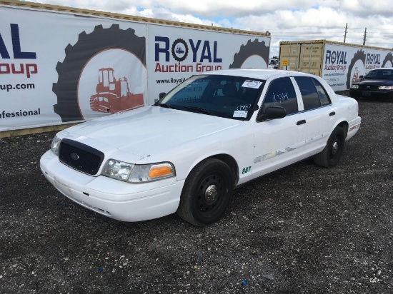 2007 Ford Crown Vic 4 Door Police Crusier