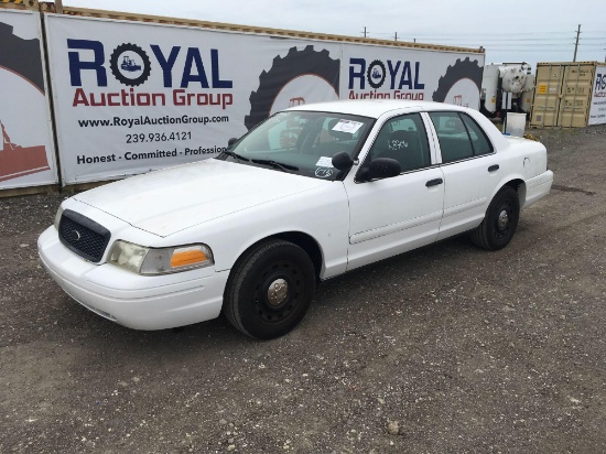 2003 Ford Crown Vic 4 Door Police Cruiser
