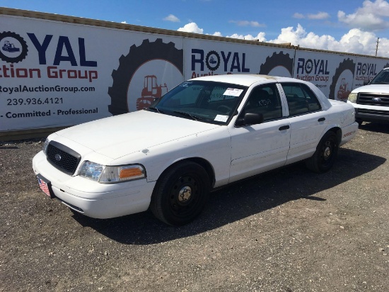 2007 Ford Crown Vic 4 Door Police Cruiser