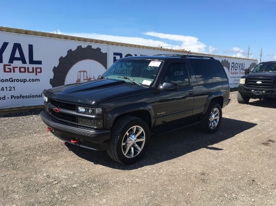 1999 Chevrolet Tahoe 4x4 Z71 Sport Utility Vehicle