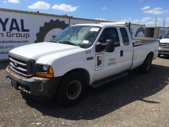 2001 Ford F-250 Extended Cab Pickup Truck