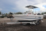 1990 18ft 6in Hydrasport Center Console Boat