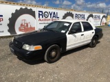 2009 Ford Crown Vic 4 Door Police Cruiser