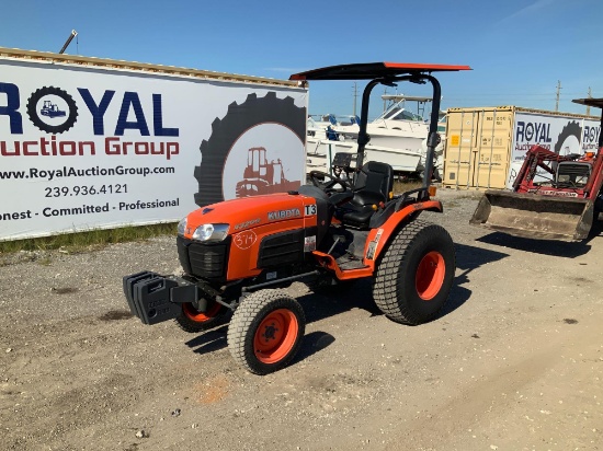 Kubota B3200 4WD Utility Tractor