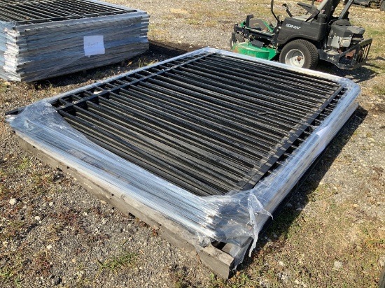 Commercial Grade 6x8 Fencing Panels / LOT 5