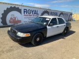 2009 Ford Crown Vic 4 Door Police Cruiser