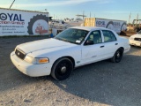 2007 Ford Crown Vic 4 Door Police Cruiser