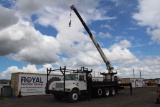 2001 International 4900 Tri-Axle 20,000lb 46ft National Crane Boom Truck