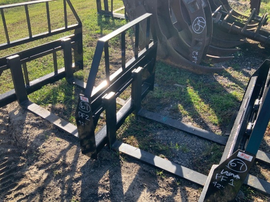 Unused 42in 3500lbs Pallet Fork Attachment