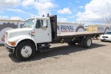 1992 International 4600 S/A 24ft Flatbed Truck