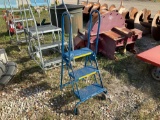 3 Step Rolling Ladder