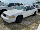 2007 Ford Crown Vic 4 Door Police Cruiser