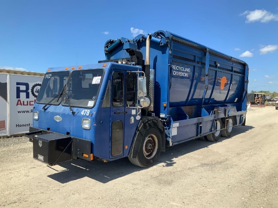 2010 Crane Carrier Co 44yd Dual Side Top Loading Recycling Truck