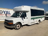 2012 Chevrolet 4500 Turtle Top Handicap Passenger Van Bus