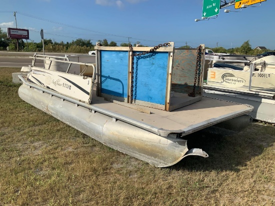 2008 Sun Chaser 20ft Pontoon Boat Parts Only Damaged