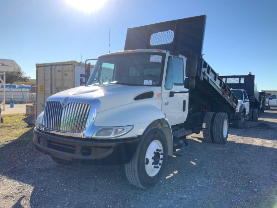 2004 International 4200 Mason Dump Truck