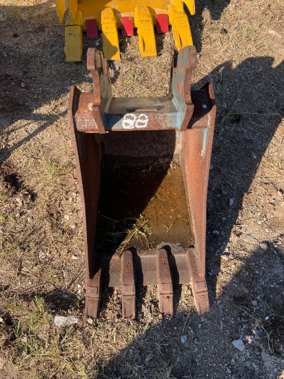 18in Kubota Digging Bucket Quick Attach