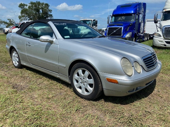 2002 Mercedes-Benz CLK 320 Coupe Convertible