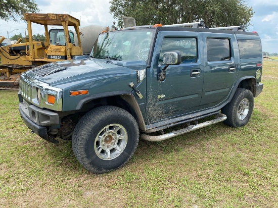 2005 Hummer H2 4x4 Sport Utility Vehicle