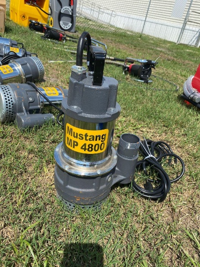 Unused Mustang MP 4800 GPM 2in Sub Pump
