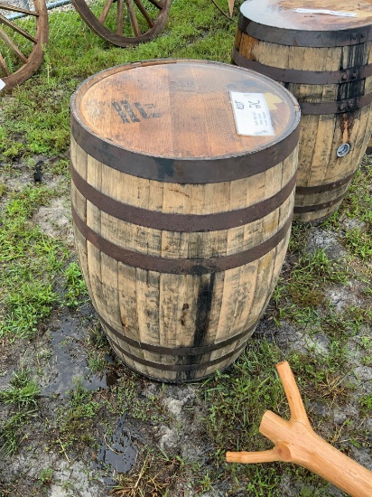 Wooden barrell