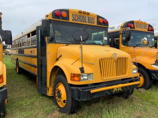 2004 IC Corporation 3000IC 66 Passenger Bus