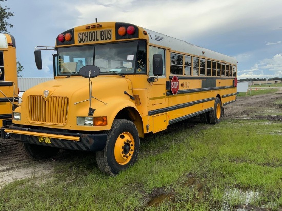 2004 IC Corporation 3000IC 66 Passenger Bus