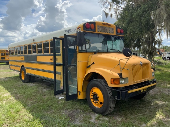 2004 IC Corporation 3000IC 66 Passenger Bus