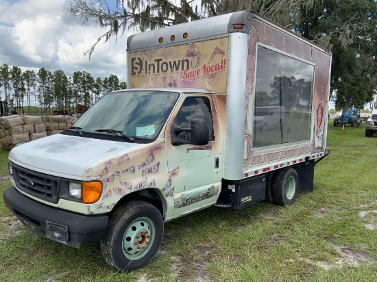 2005 Ford Econoline Box Van