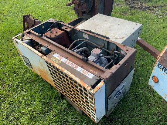 Thermo King Semi Tractor Refrigeration Unit